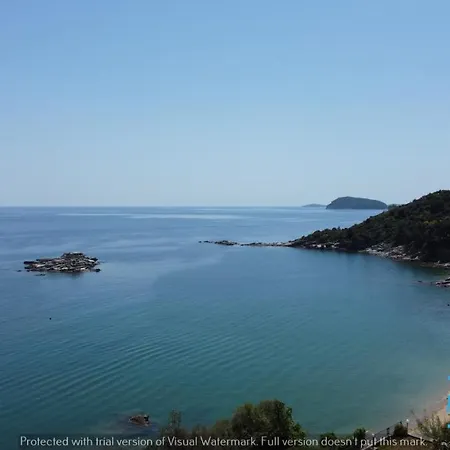 Oikos Poseidonas * PalaiónTsiflíkion