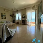 Oikos Poseidonas Апартаменты