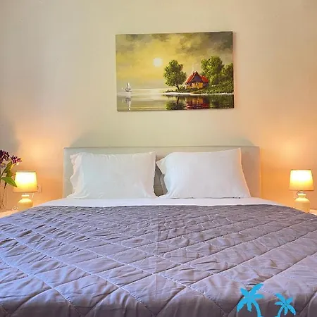 Oikos Poseidonas * PalaiónTsiflíkion