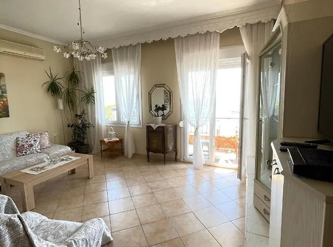 Oikos Poseidonas PalaiónTsiflíkion