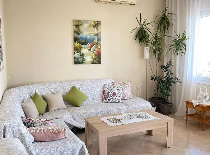 Oikos Poseidonas Apartment PalaiónTsiflíkion
